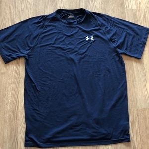Under Armour navy short sleeve heat gear tee